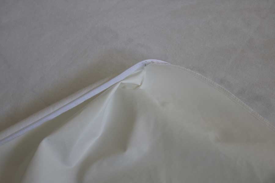 capa de colchão impermeável com fecho em L para proteger o seu colchão de líquidos